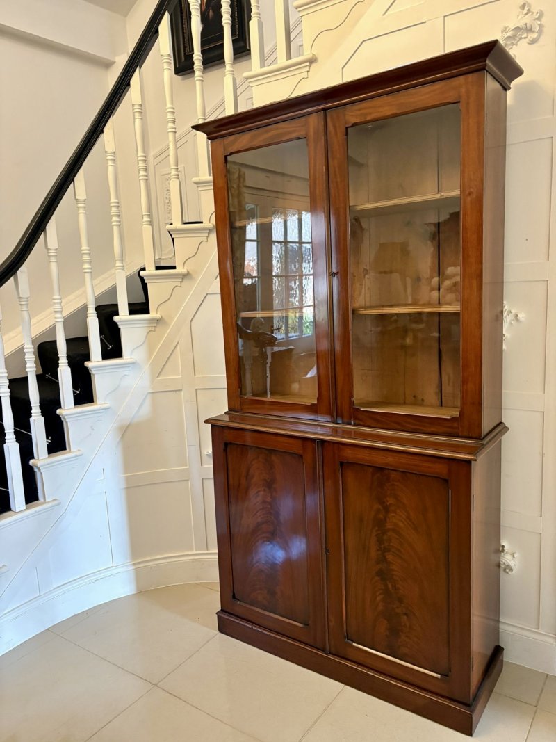 Antique Victorian Quality Figured Mahogany Bookcase - Image 4